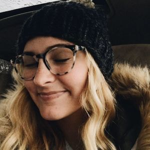 Meet your Posher, Addie